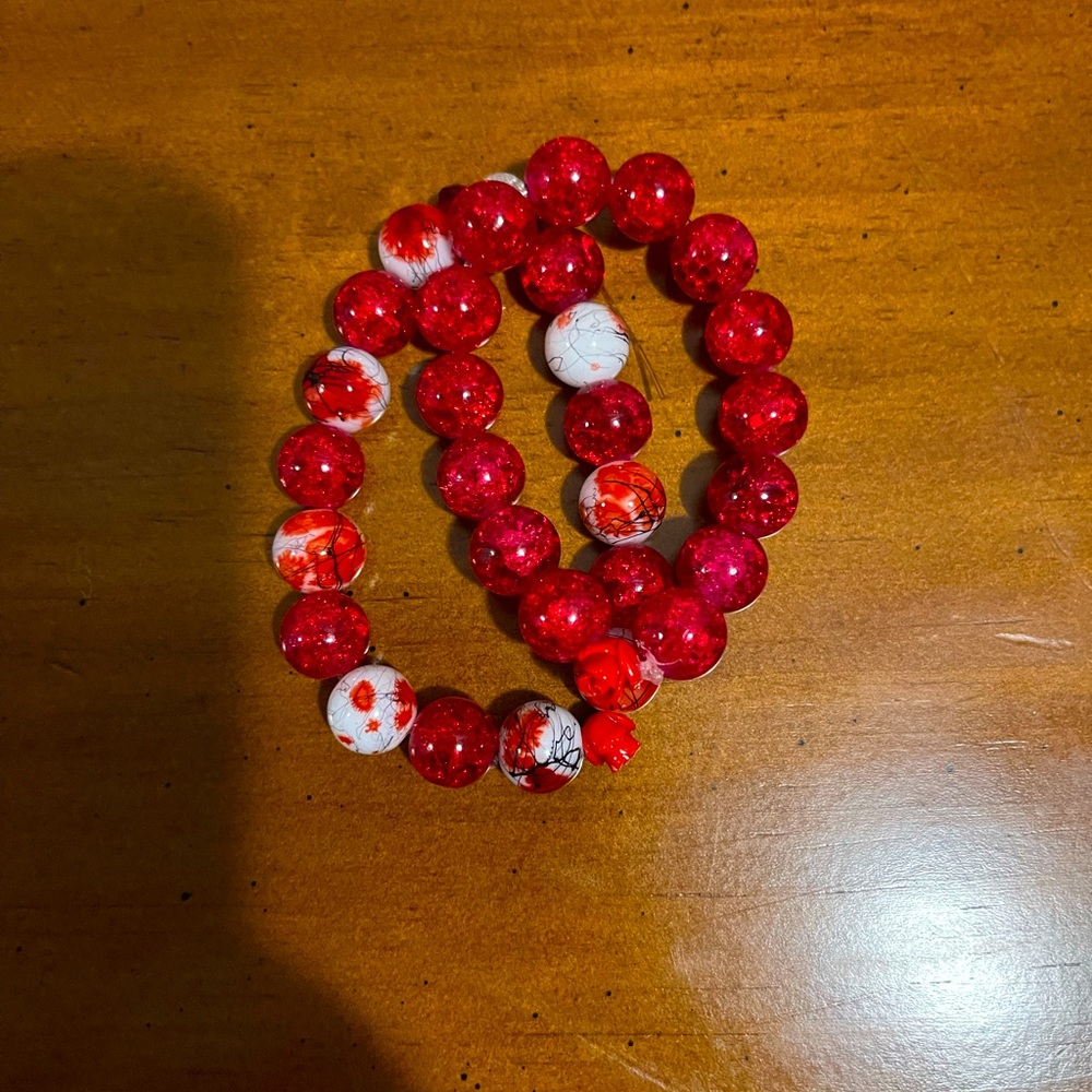 Stunning Red Bracelet Set